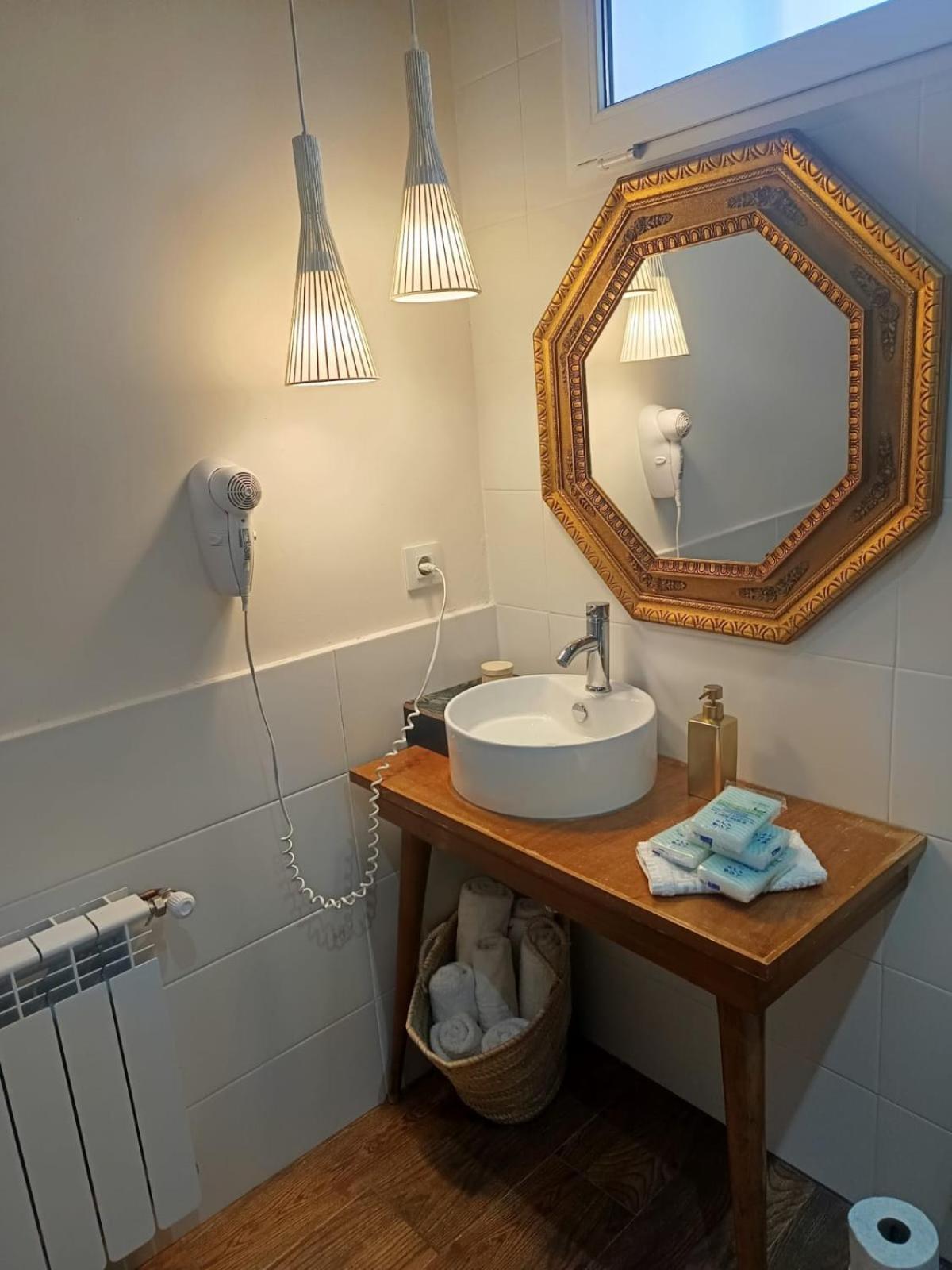 Apartamentos La Muralla Santo Domingo De La Calzada Exteriör bild