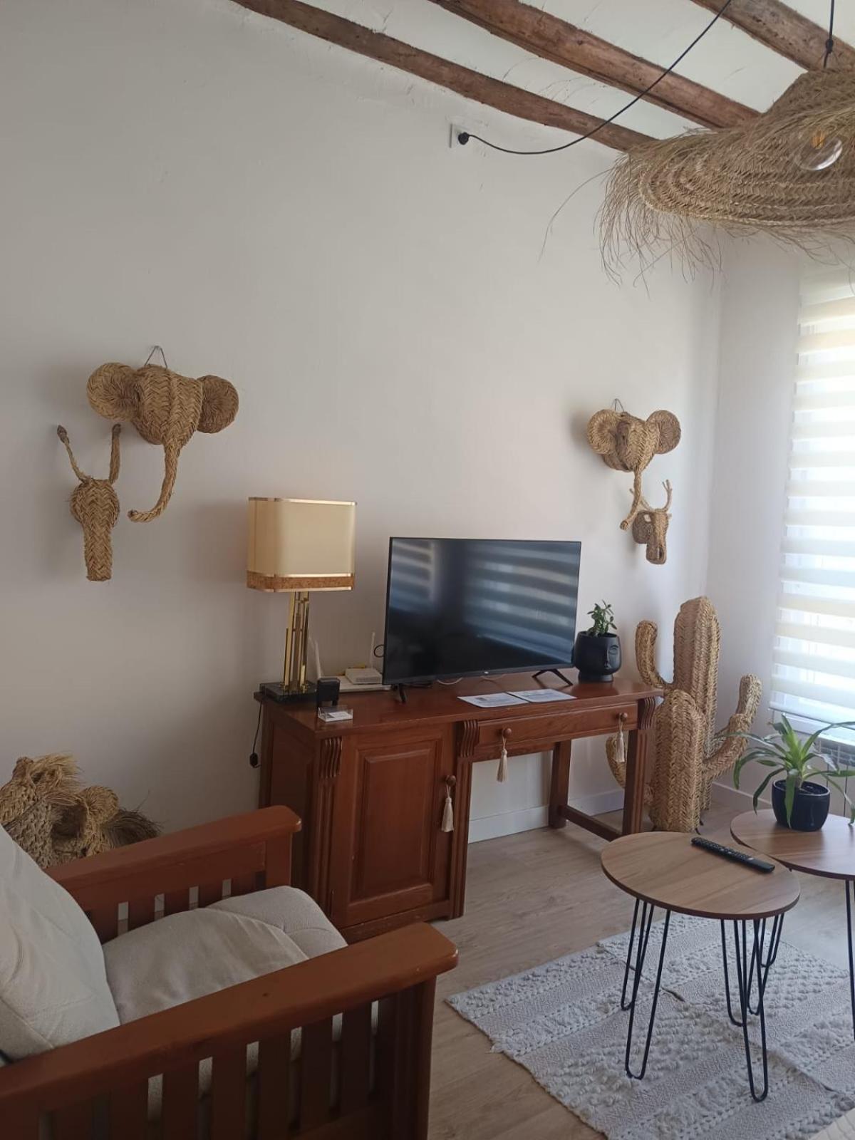 Apartamentos La Muralla Santo Domingo De La Calzada Exteriör bild